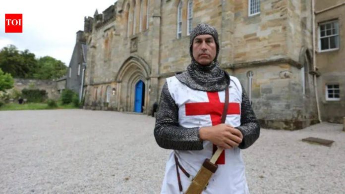 Actor Rob Riggle explores ancient mysteries with archaeologists, from shipwrecks to lost civilisations, and brings the unknown to the screen