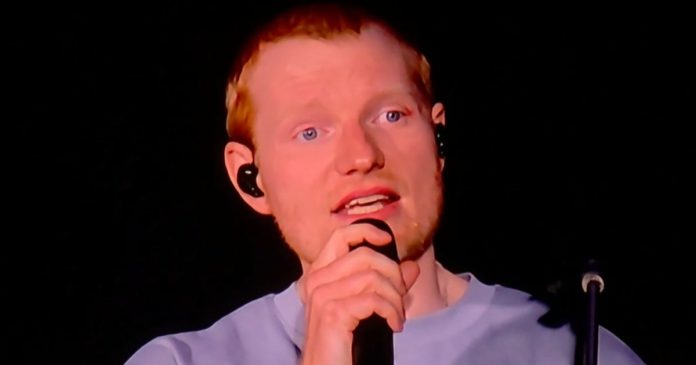 Ed Sheeran resumes tour with no openers: “I’m so, so sorry”