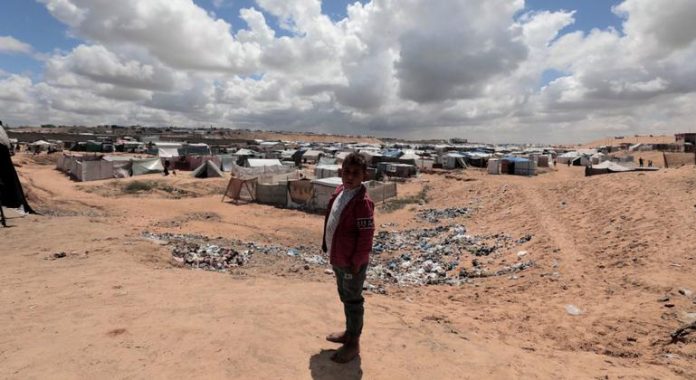 Gaza remains recovery points to possible war crimes, says UN rights chief