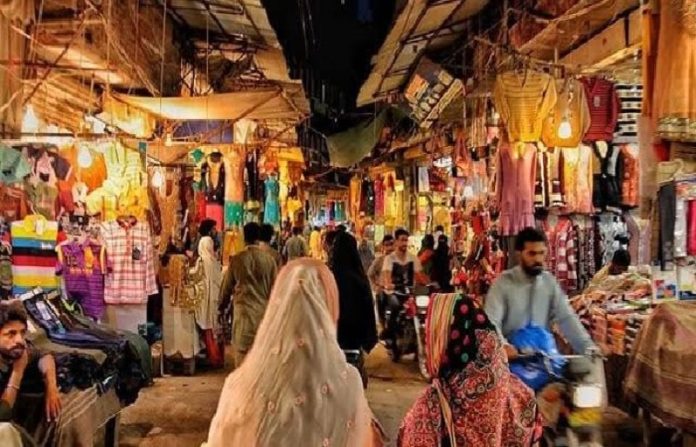 Govt orders shops and malls to close by 9pm under austerity drive – SUCH TV