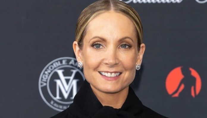 Joanne Froggatt says entertainment career beats corporate job for motherhood