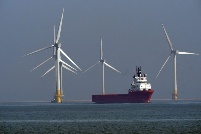 Ministers must be transparent on spending £755m ScotWind cash, says watchdog