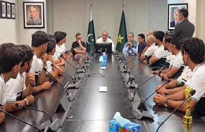 PCB introduces first-ever central contracts for U19 players – SUCH TV