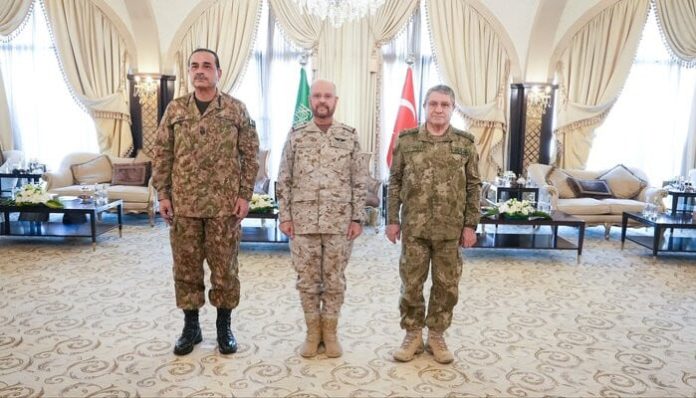 Pakistan, Saudi Arabia, Turkiye hold urgent military chiefs’ meeting amid Houthi attacks