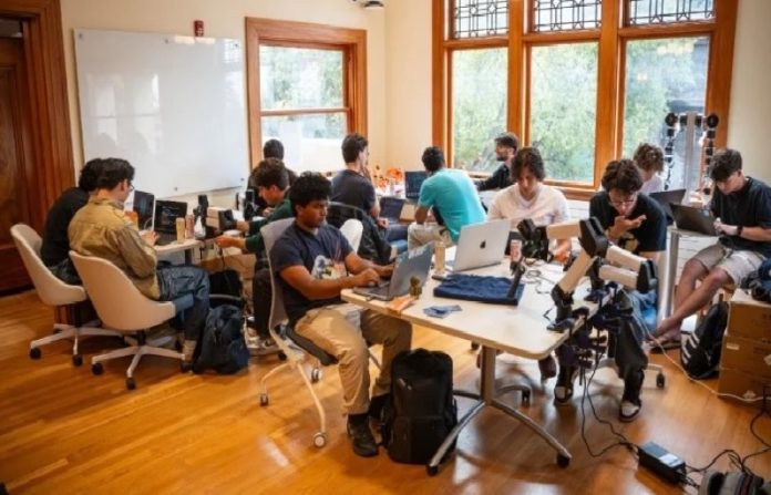 Pakistani startup World Context hosts robotics hackathon at UC Berkeley – SUCH TV