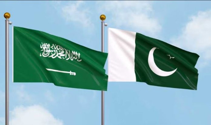 Pakistanis in Saudi Arabia face Arrest, Deportation over ‘political, provocative’ social media posts