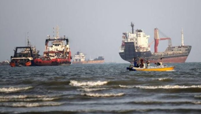 Strait of Hormuz rebound explained: Iran considers US counteroffer after Trump rejects 7-day truce