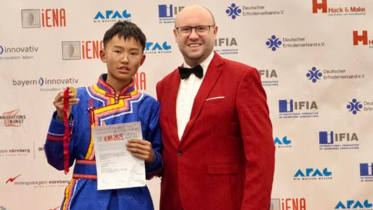 How 14-year-old Jia Mingxuan turned Aohan’s dry climate into an invention idea<br>