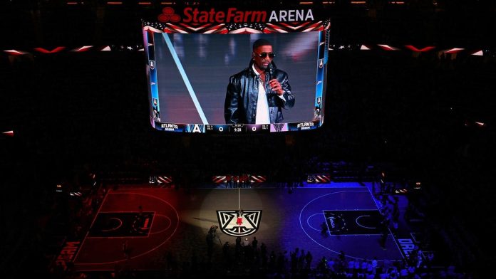 Atlanta Dream and Golden State Valkyries skip national anthem for third straight WNBA Finals game