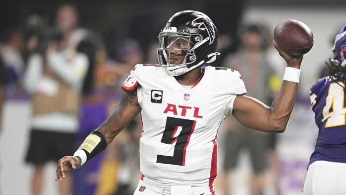 Falcons’ Michael Penix cleared to face Bears following rib injury as Caleb Williams’ status remains unclear