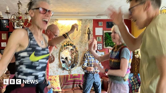 Felixstowe dancers swapping lie-ins for early morning raves