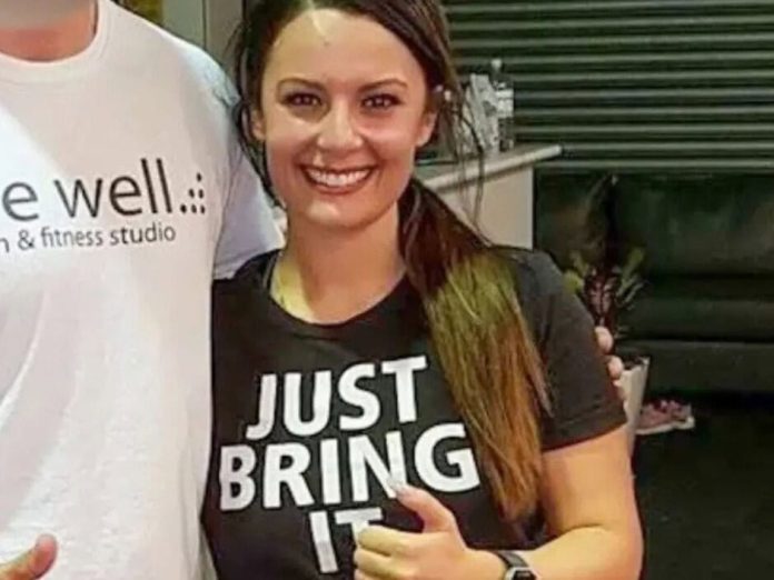 Female teacher sexually assaulted 16-year-old student on school trip