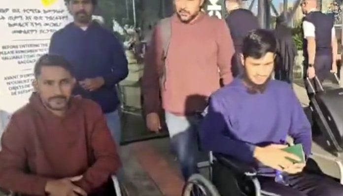Four injured sailors, remains of three others Somali pirate victims head to Karachi