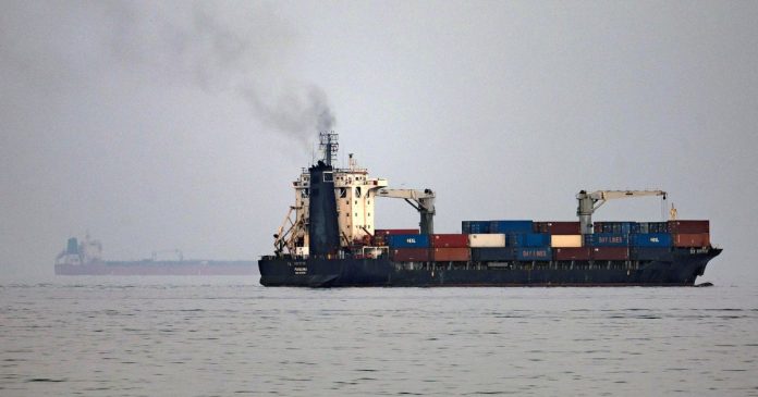 Live Updates: Reported attacks on ships in or near Strait of Hormuz reach record high, data shows