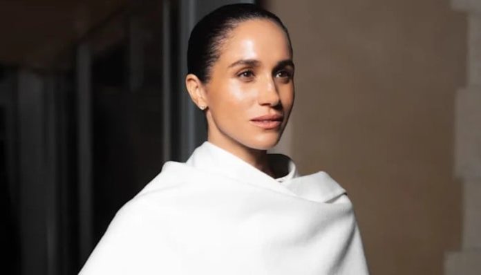 Meghan Markle receives shocking message: ‘Forget your title’