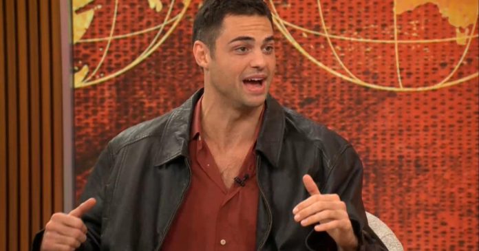 Noah Centineo says he loved