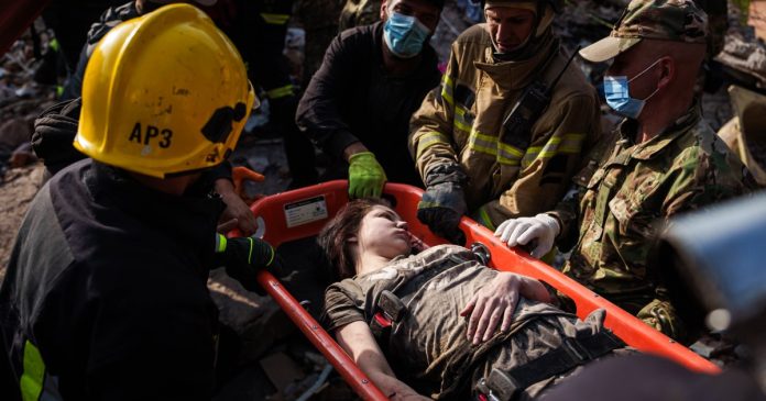 Russian strikes on Ukrainian cities kill at least 21 in a major attack that Kyiv saw coming