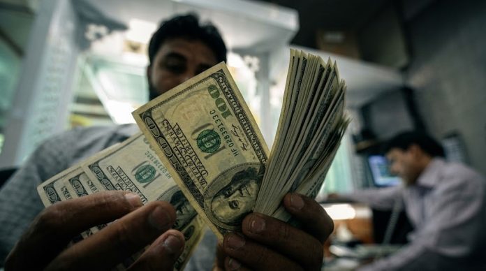 Saudi Arabia leads Remittance Inflows as Pakistan receives .6 Billion in September