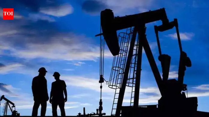 Venezuela signs 61 oil agreements, expects  billion in investments over five years