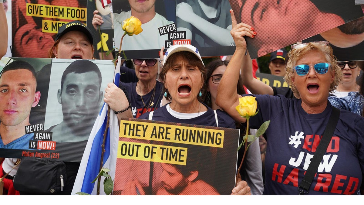 protesters-call-for-release-of-hostages-un